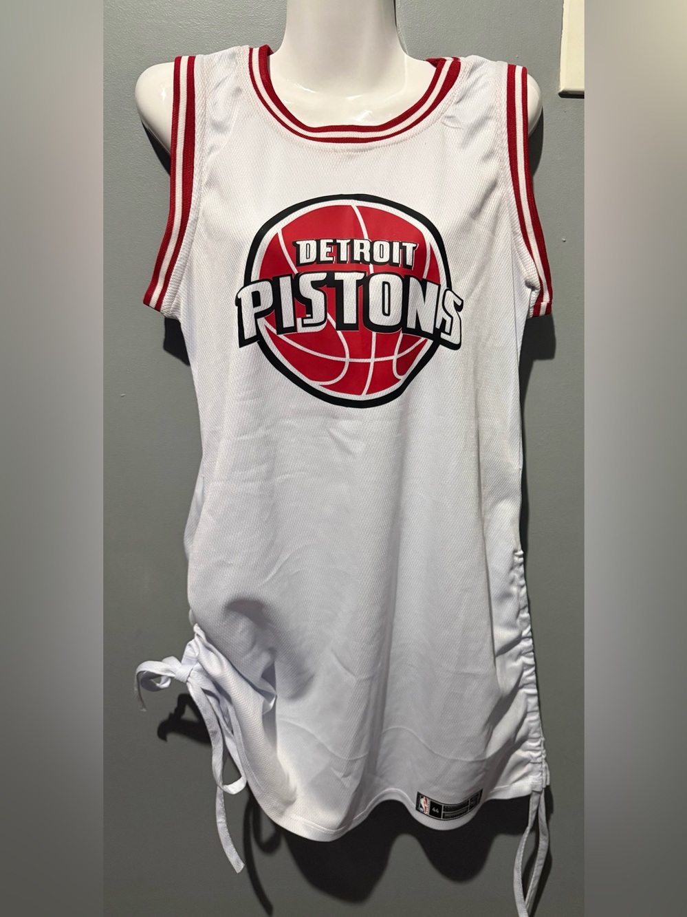 Nike NBA Detroit Pistons Lainer 16 Jersey Dress Ruched Women’s Size 44 /Medium